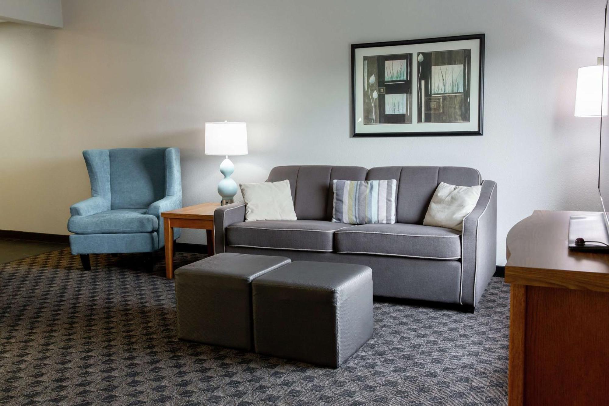 Hampton Inn & Suites Chesapeake-Square Mall Buitenkant foto